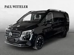 Obsidianschwarz Gebraucht 2024 Mercedes V220 Style Van / Kleinbus | 68.470 €