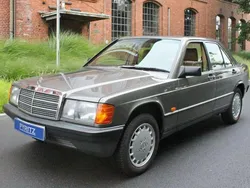 Grau Gebraucht 1987 Mercedes 190 Limousine | 19.900 €