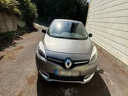 Grau Gebraucht 2013 Renault Grand Scénic III Van / Kleinbus | 6.700 € (Etwas zu teuer)