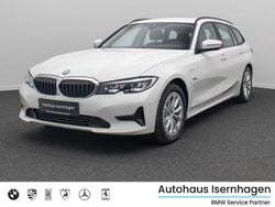 Alpinweiß uni300schwarz Gebraucht 2022 BMW 320e Sport Line Limousine | 23.499 € (Superpreis)