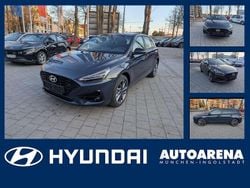 Blau Gebraucht 2024 Hyundai i30 Advantage Limousine | 19.975 € (Guter Preis)
