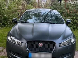 Schwarz Gebraucht 2011 Jaguar XF Limousine | 9.200 € (Etwas zu teuer)