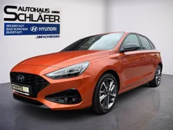 Jupiter orange / met Gebraucht 2024 Hyundai i30 Advantage Limousine | 23.480 € (Fairer Preis)