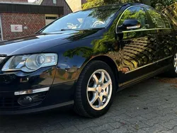 Schwarz Gebraucht 2008 VW Passat Limousine | 4.100 € (Etwas zu teuer)