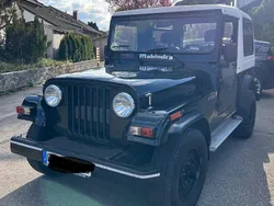 Schwarz Gebraucht 2011 Mahindra Thar SUV | 9.000 €