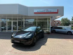 Schwarz Gebraucht 2022 Tesla Model Y Performance SUV | 37.490 € (Etwas zu teuer)