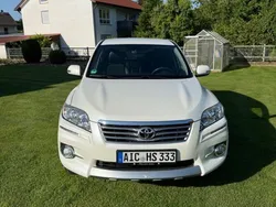 Weiß Gebraucht 2012 Toyota RAV4 Multidrive S SUV | 12.750 € (Superpreis)