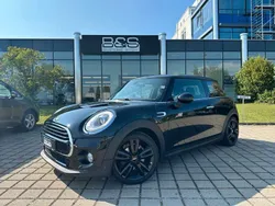 Midnight black metallic Gebraucht 2018 Mini Cooper Chili Kleinwagen | 15.990 € (Fairer Preis)