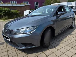 Grau Gebraucht 2014 Seat Leon Reference Limousine | 6.900 € (Guter Preis)