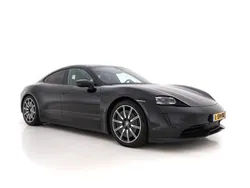Schwarz Gebraucht 2021 Porsche Taycan Performance Package Limousine | 47.945 €