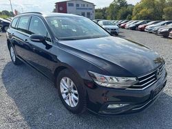 Schwarz Gebraucht 2022 VW Passat Business Kombi | 19.990 € (Guter Preis)