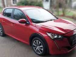 Rot Gebraucht 2021 Peugeot e-208 Active Kleinwagen | 13.700 € (Guter Preis)