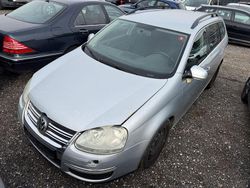 Silber Gebraucht 2008 VW Golf V Comfortline Kombi | 950 € (Superpreis)