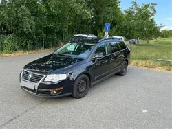 Schwarz Gebraucht 2010 VW Passat Kombi | 1.950 € (Guter Preis)