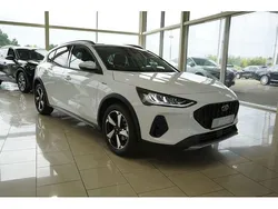 Frost weiß Neu 2025 Ford Focus Active X Limousine | 25.610 € (Superpreis)