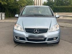 Blau Gebraucht 2010 Mercedes A200 Edition Van / Kleinbus | 5.500 € (Teuer)
