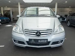 Silber Gebraucht 2009 Mercedes A160 Avantgarde Limousine | 7.840 €
