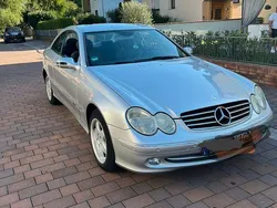 Silber Gebraucht 2002 Mercedes CLK320 Avantgarde Coupé | 3.200 € (Fairer Preis)