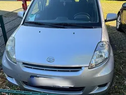 Silber Gebraucht 2009 Daihatsu Sirion Kleinwagen | 600 €