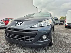 Grau Gebraucht 2011 Peugeot 207 CC Platinum Cabrio | 3.599 € (Fairer Preis)