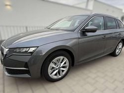 Graphite grey Gebraucht 2025 Skoda Octavia Selection Kombi | 32.990 € (Fairer Preis)
