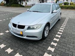 Silber Gebraucht 2008 BMW 320 Kombi | 3.400 € (Superpreis)