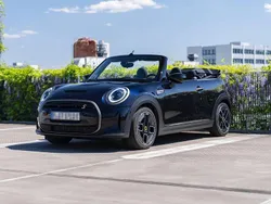 Schwarz Gebraucht 2023 Mini Cooper SE Cabriolet Cabrio | 41.899 €