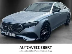 Hightechsilber Gebraucht 2023 Mercedes E220 AMG Limousine | 68.880 €