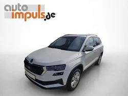 (moonwhite (2y2y)) Gebraucht 2024 Skoda Karoq Selection SUV | 29.990 € (Guter Preis)