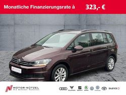 Crimson red metallic Gebraucht 2017 VW Touran Comfortline Van / Kleinbus | 14.930 € (Guter Preis)