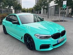 Grün Gebraucht 2017 BMW M550 Shadowline Limousine | 47.500 €