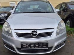 Silber Gebraucht 2006 Opel Zafira Van / Kleinbus | 1.600 € (Guter Preis)