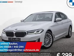 Weiß Gebraucht 2020 BMW 520 Luxury Line Limousine | 30.950 € (Fairer Preis)