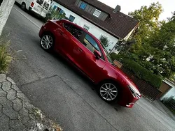 Rot Gebraucht 2018 Mazda 3 Sports-Line Coupé | 15.199 € (Etwas zu teuer)