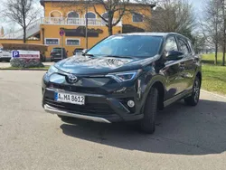 Gebraucht 2016 Toyota RAV4 Hybrid Edition-S SUV | 21.000 € (Fairer Preis)