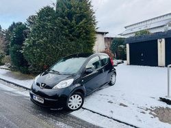 Schwarz Gebraucht 2010 Peugeot 107 Kleinwagen | 1.987 € (Fairer Preis)