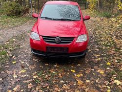 Rot Gebraucht 2006 VW Fox Kleinwagen | 1.750 € (Fairer Preis)