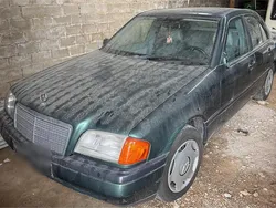 Grün Gebraucht 1993 Mercedes C200 Limousine | 3.000 €
