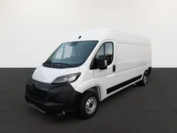 Kaolinweiß Gebraucht 2024 Peugeot Boxer Van | 25.202 € (Superpreis)