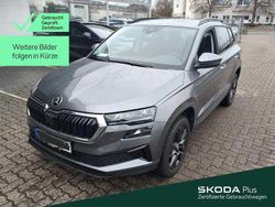 Graphitegrau metallic Gebraucht 2022 Skoda Karoq Style SUV | 26.888 € (Guter Preis)