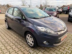 Grau Gebraucht 2012 Ford Fiesta Champions Edition Kleinwagen | 4.100 € (Fairer Preis)