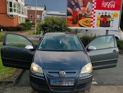 Grau Gebraucht 2009 VW Polo Kleinwagen | 1.999 € (Fairer Preis)