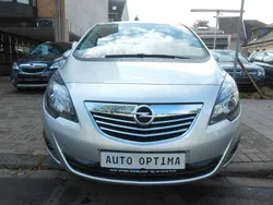 Silber Gebraucht 2013 Opel Meriva Innovation Van / Kleinbus | 7.450 € (Fairer Preis)