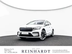 Moonweiss metallic Gebraucht 2024 Skoda Enyaq iV SUV | 43.610 € (Fairer Preis)
