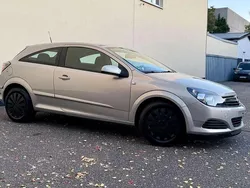 Silber Gebraucht 2006 Opel Astra GTC Coupé | 4.790 € (Etwas zu teuer)