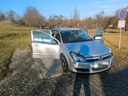 Silber Gebraucht 2005 Opel Astra Kleinwagen | 1.650 € (Guter Preis)