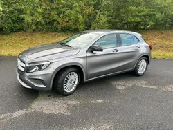 Grau Gebraucht 2016 Mercedes GLA200 SUV | 9.500 € (Guter Preis)