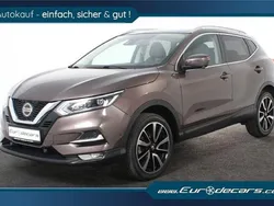 Braun Gebraucht 2020 Nissan Qashqai 360º SUV | 17.850 € (Fairer Preis)