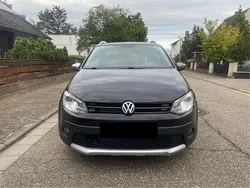 Schwarz Gebraucht 2011 VW Polo Cross Kleinwagen | 4.390 € (Fairer Preis)