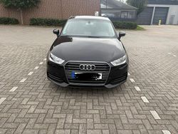 Schwarz Gebraucht 2015 Audi A1 Sportback Kleinwagen | 11.000 € (Fairer Preis)